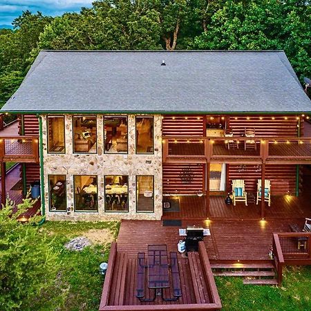 Panorama Mountain View Cabin, Less Than 10 Miles From Gatlinburg And Dollywood, Dog Friendly, 6 Bedrooms Sleeps 17, Fire Pit, Hottub, Washer Dryer, Fully Loaded Kitchen, Gameroom With A Tv, Pool Table, Arcade, Air Hockey, And Foosball Севьервилл Экстерьер фото