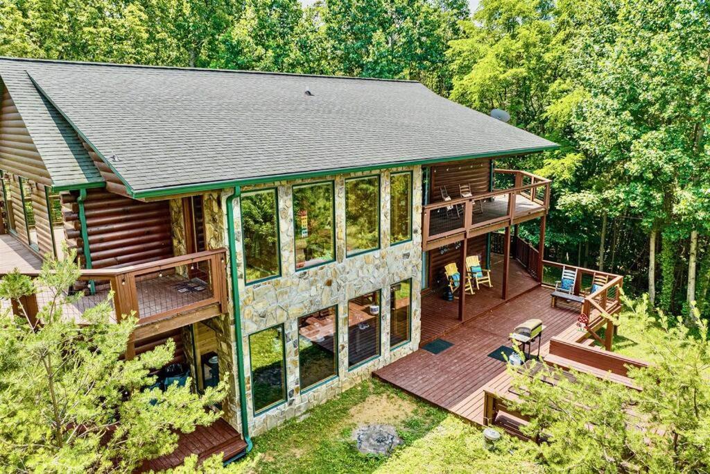 Panorama Mountain View Cabin, Less Than 10 Miles From Gatlinburg And Dollywood, Dog Friendly, 6 Bedrooms Sleeps 17, Fire Pit, Hottub, Washer Dryer, Fully Loaded Kitchen, Gameroom With A Tv, Pool Table, Arcade, Air Hockey, And Foosball Севьервилл Экстерьер фото
